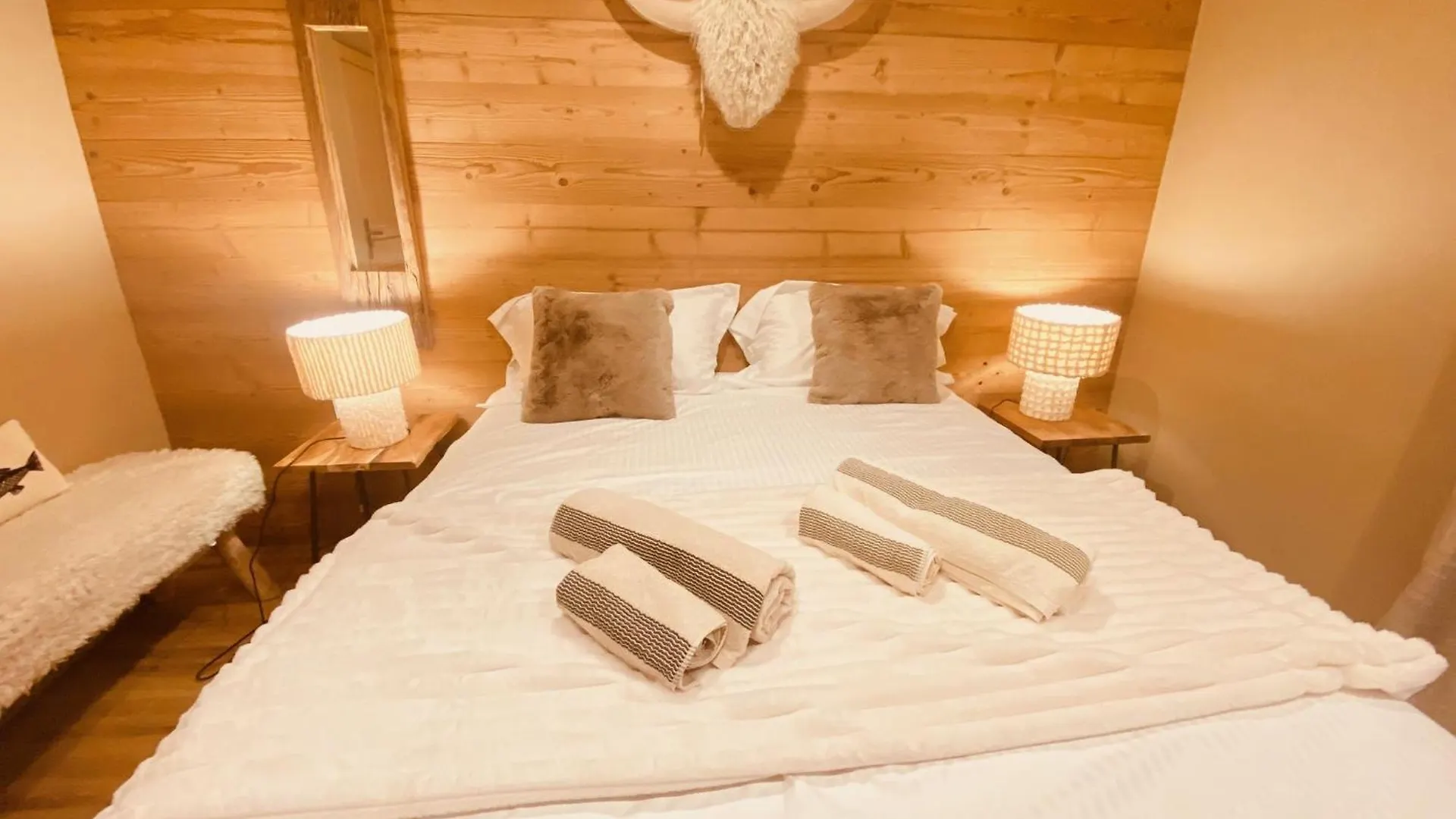 Chalet Crystal By Carlon Luxury Rentals Guchan France